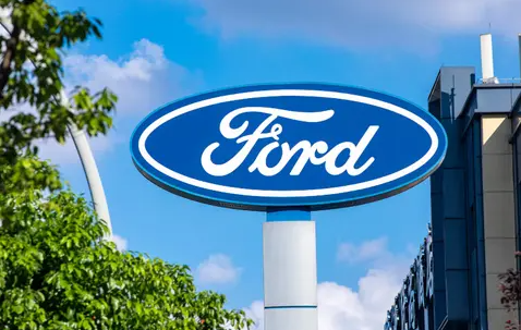 ����(li��n)��С����܇(ch��)��һ�t����Δ���(d��ng)������܇(ch��)�I(y��)��(j��ng)��